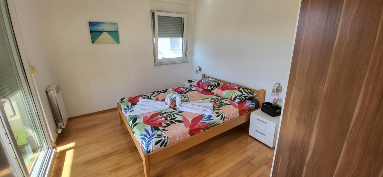 Apartment Summer Dream Punat Exterior foto